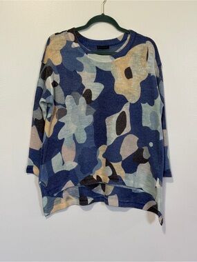 Nally & Millie Abstract Floral Print Lightweight Sweater, size L
